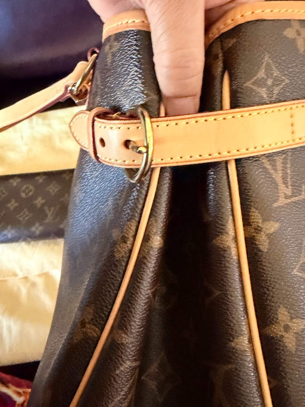 Authentic Louis Vuitton Brown Monogram tote with medium wallet - Picture 8 of 14